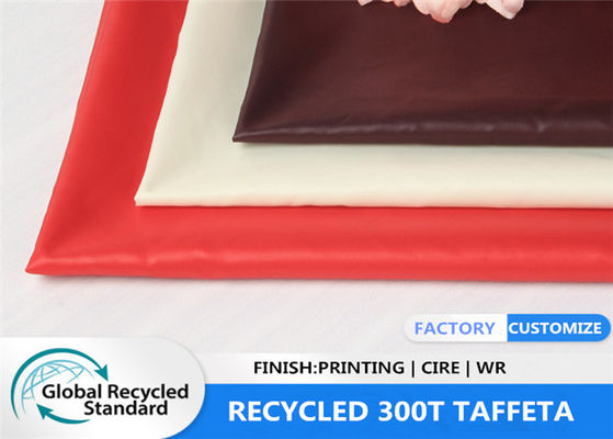 المعاد تدويره GRS 100٪ 300T البوليستر قماش التفتا Cire Downproof Soft مبطن سترة النسيج